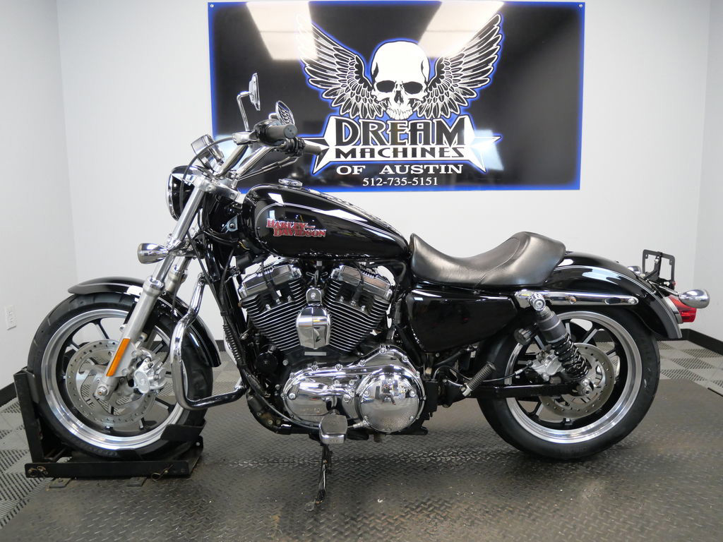 Sportster® SuperLow® 1200T