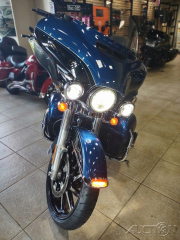 Electra Glide® Ultra® Limited 115th Anniversary