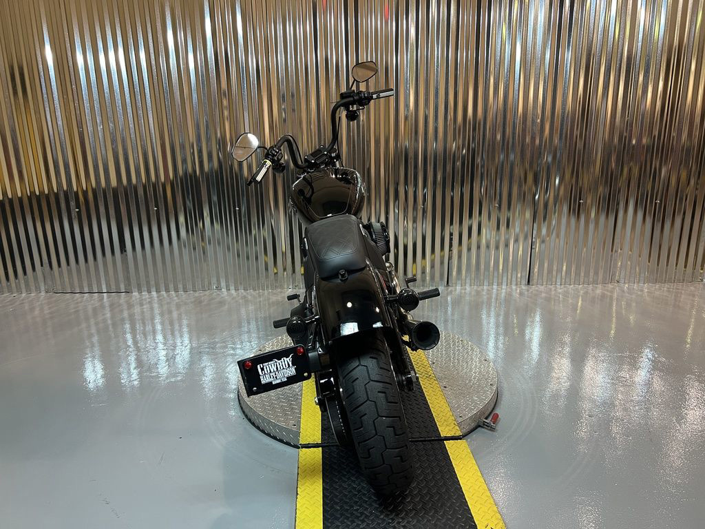 Softail® Street Bob®