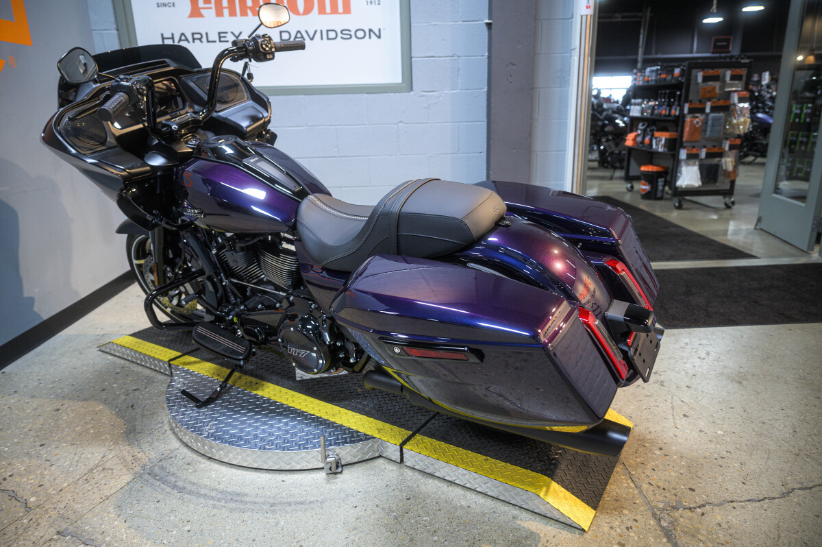 Road Glide®