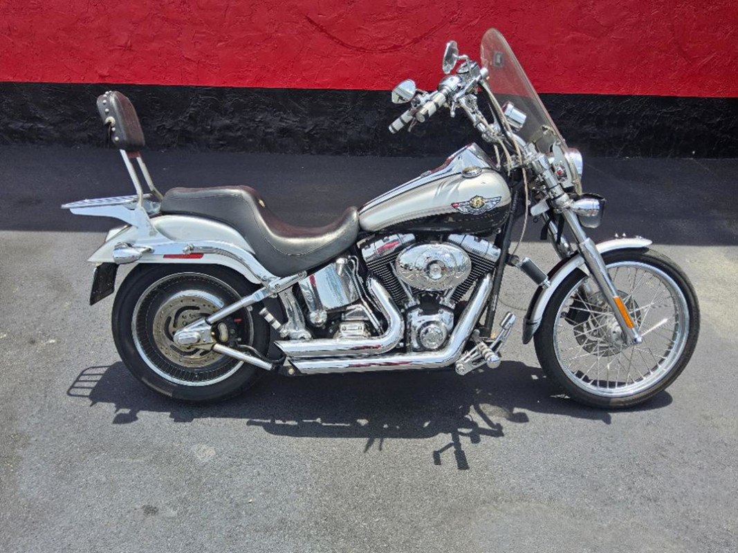 Softail® Deuce®