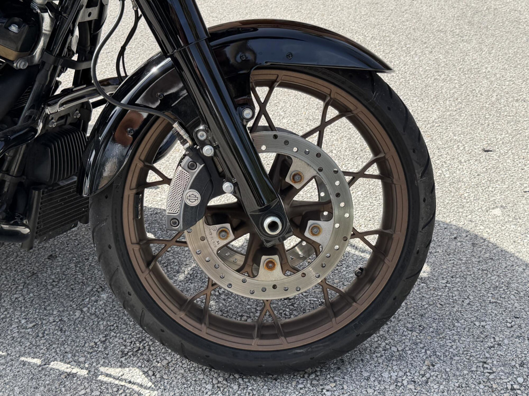 Street Glide® ST