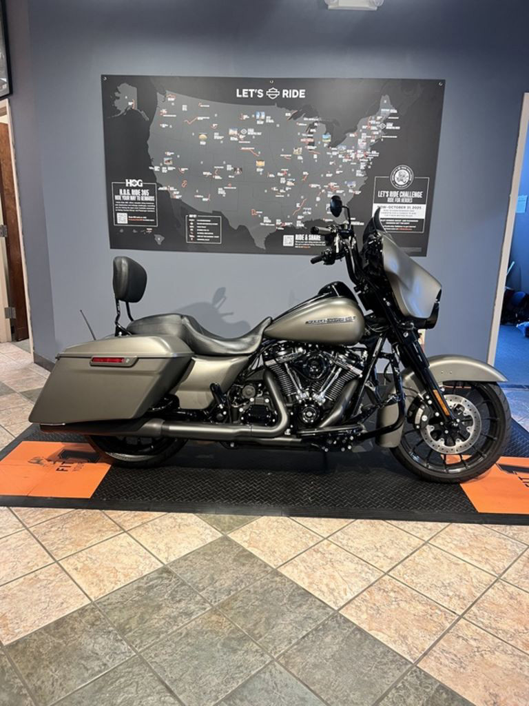 Street Glide® Special