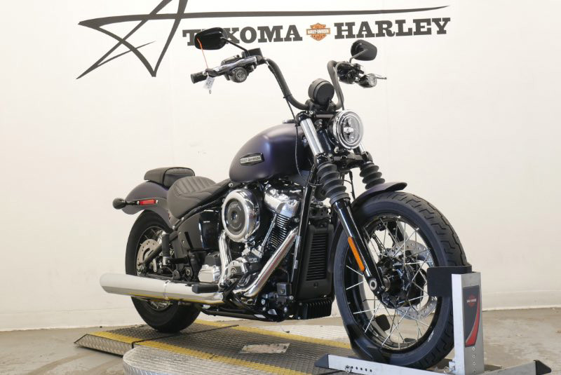 Street Bob®
