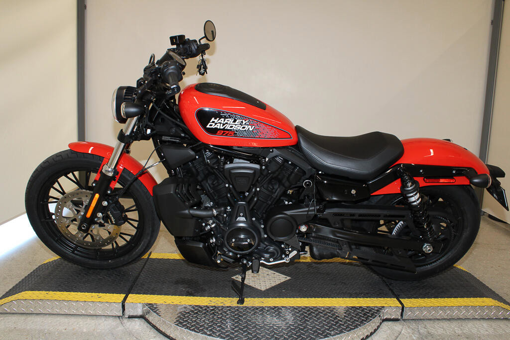 Nightster
