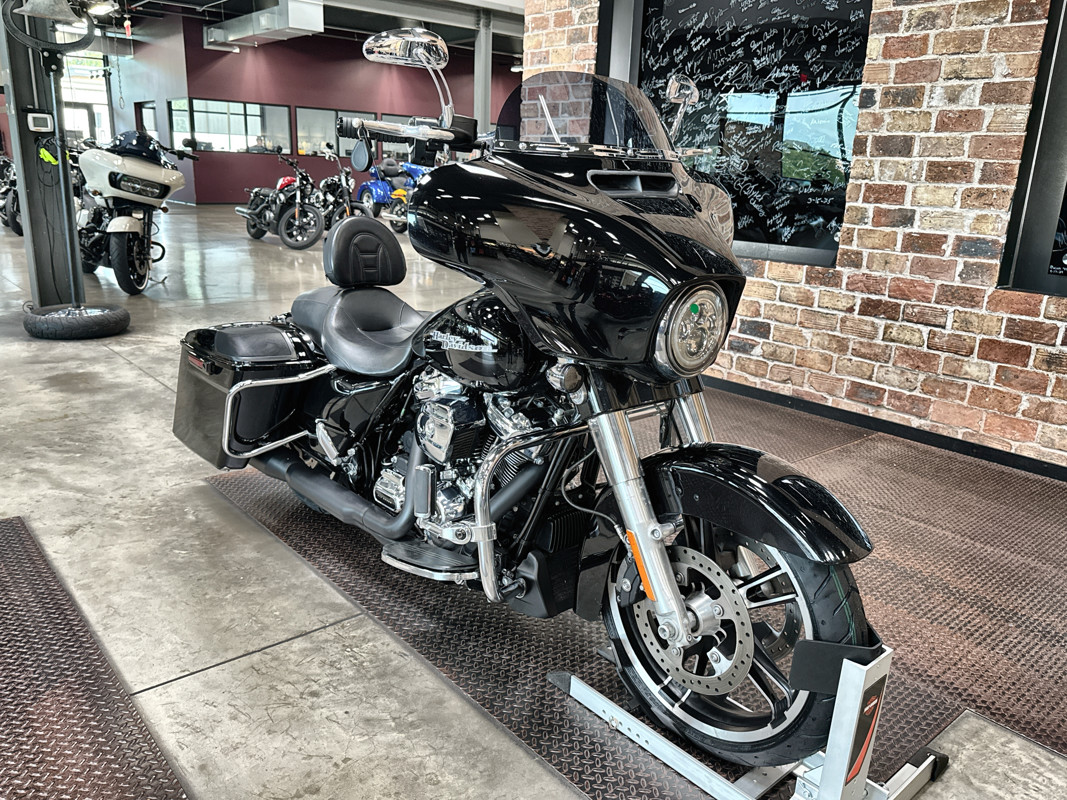 Street Glide® Special