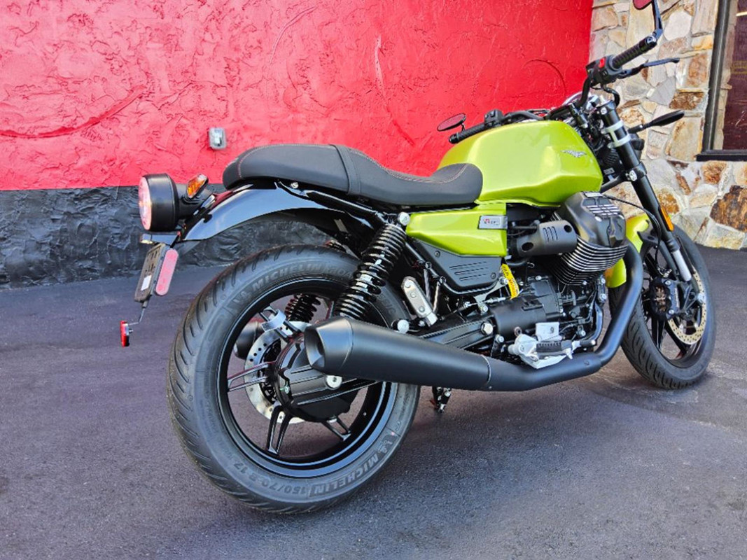 V7 Sport