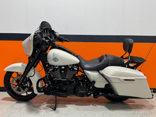 Street Glide® Special