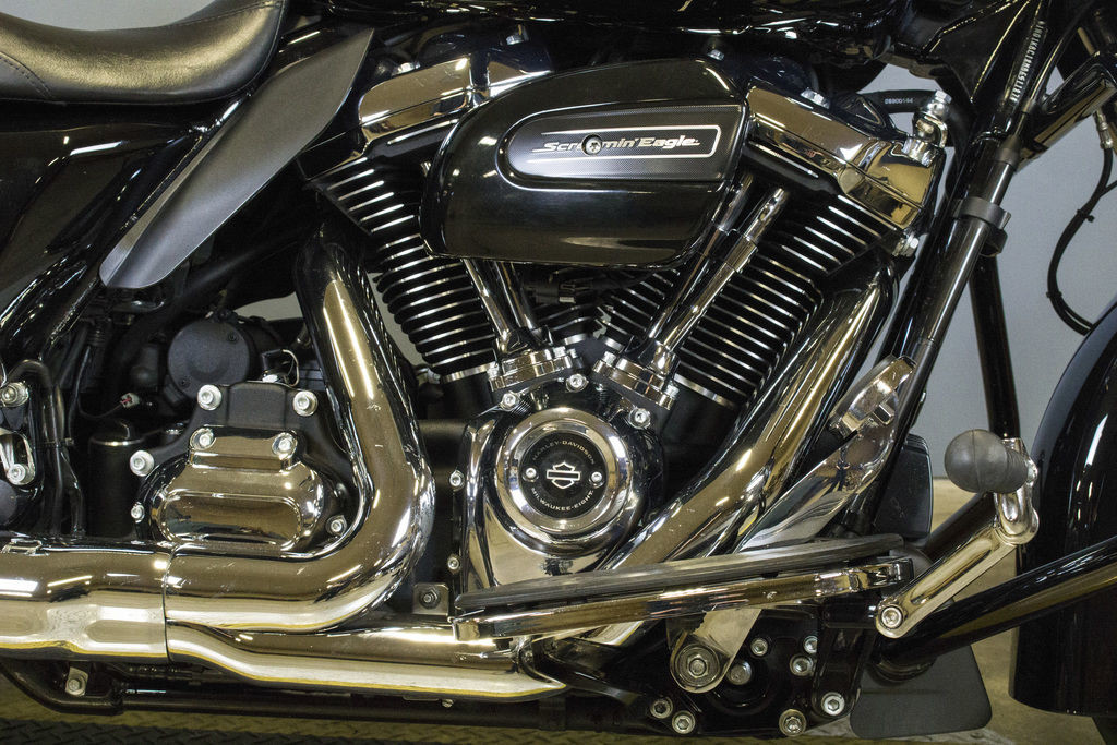 Street Glide®