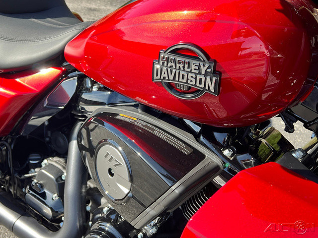 Street Glide® Limited