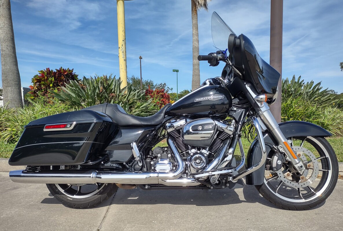 Street Glide®
