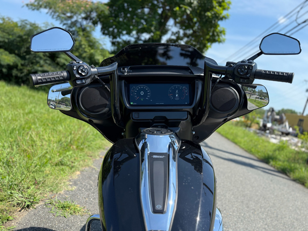 Street Glide®