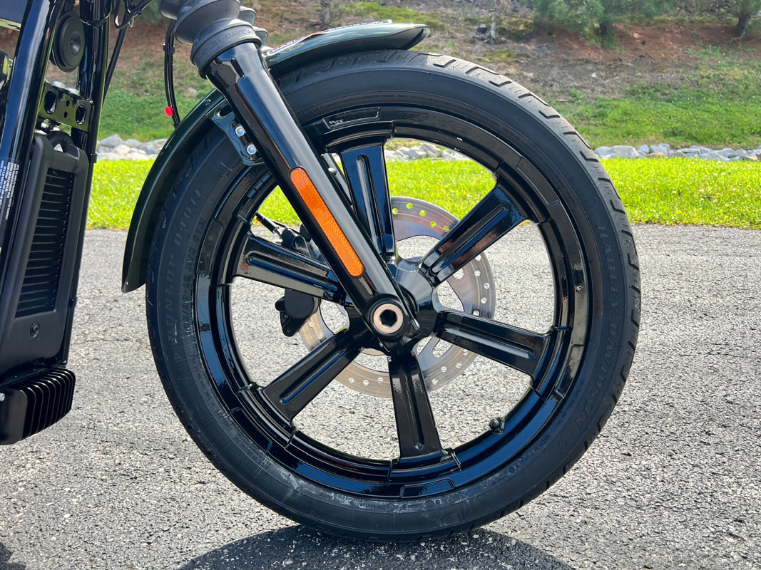 Street Bob®
