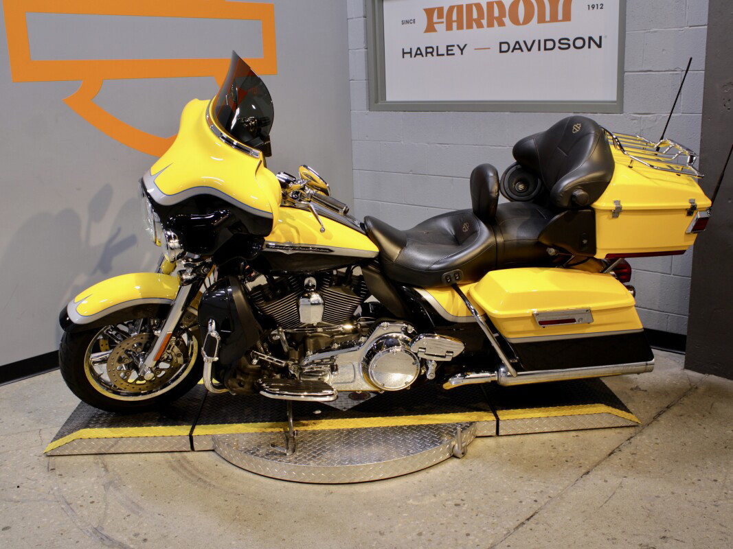 CVO® Ultra Classic® Electra Glide®