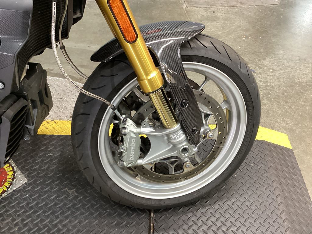 FTR 1200 R Carbon