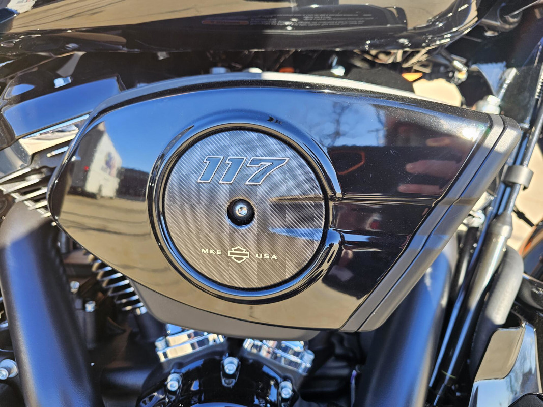 Road Glide®