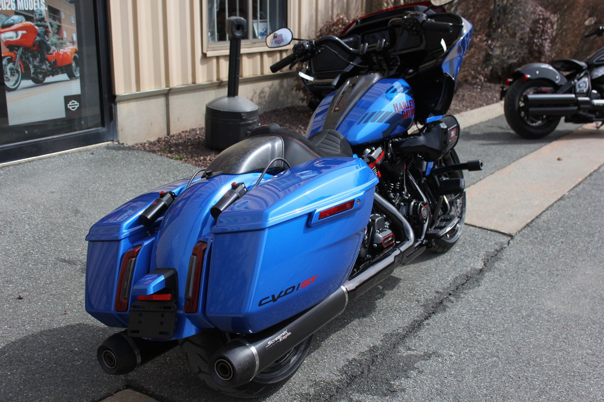 CVO® Road Glide® ST