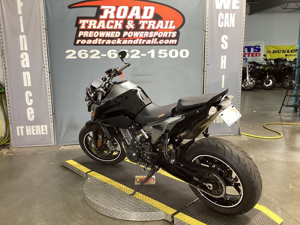 790 Duke