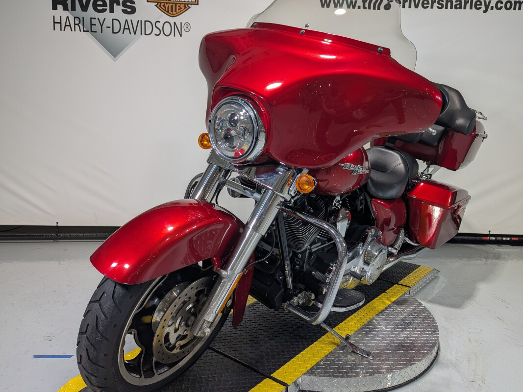 Street Glide®