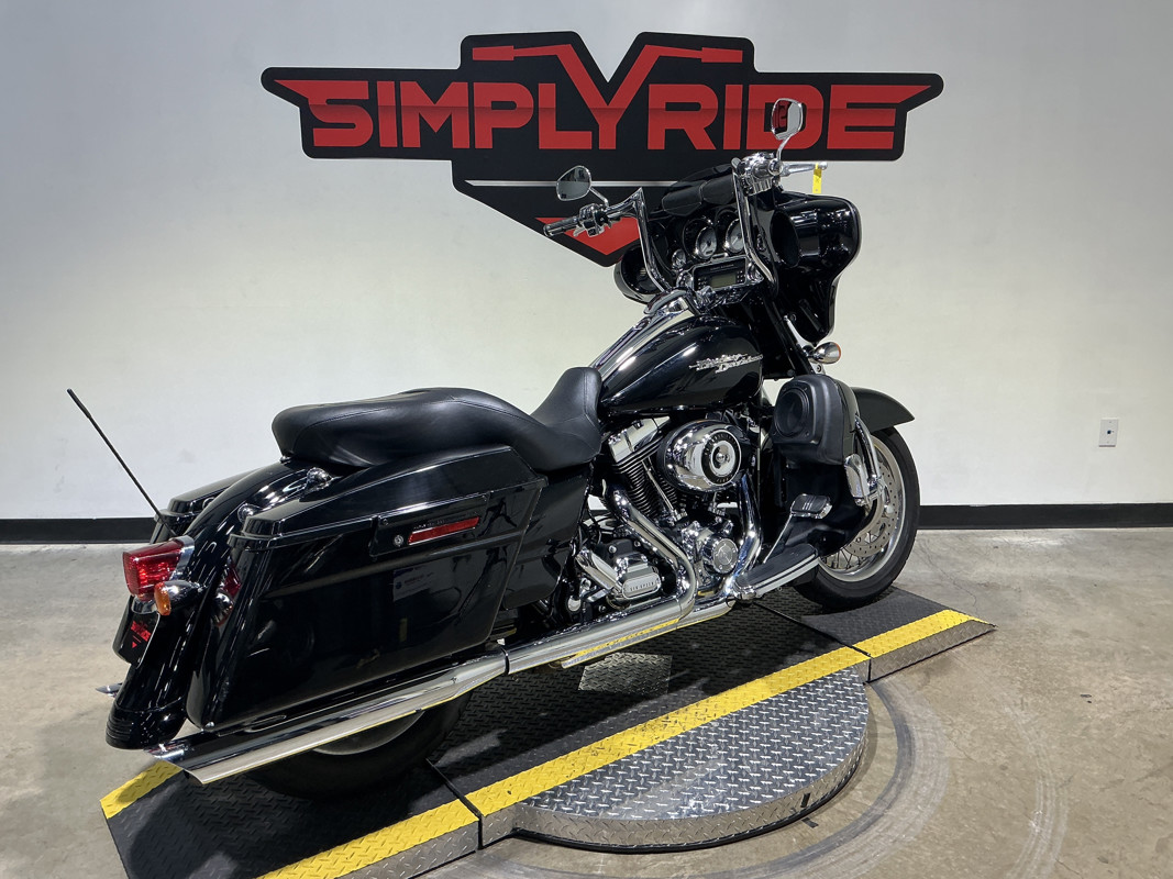 Street Glide®