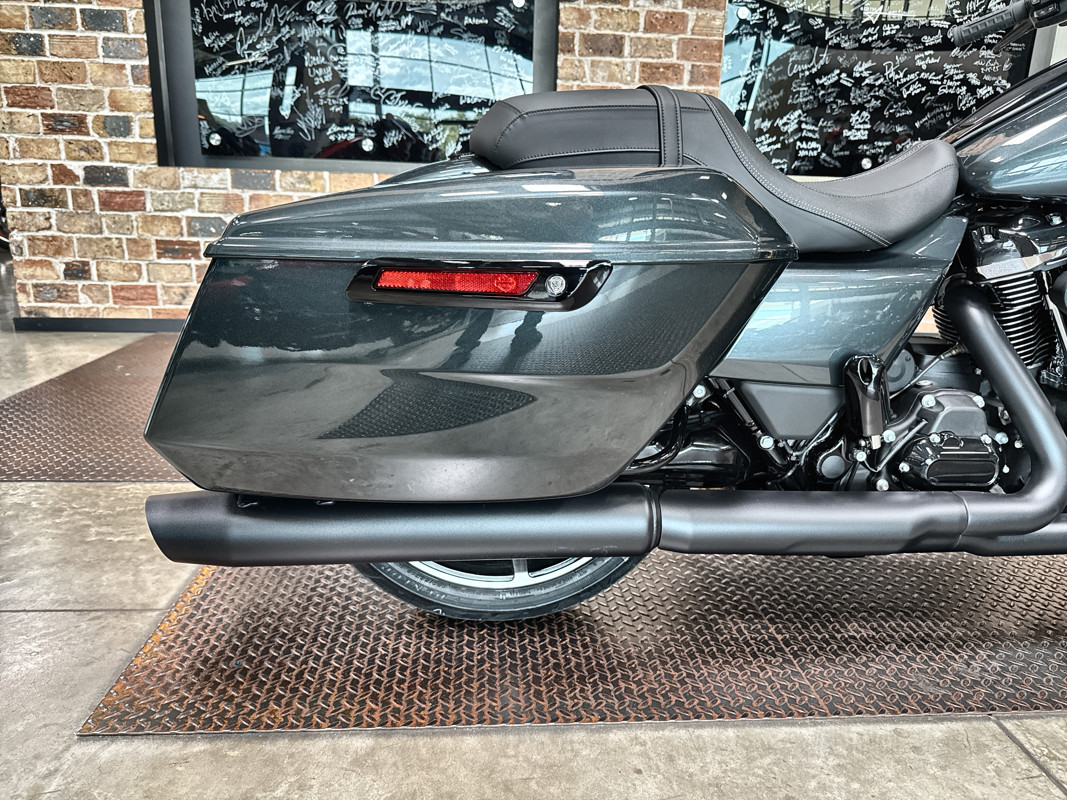 Street Glide®