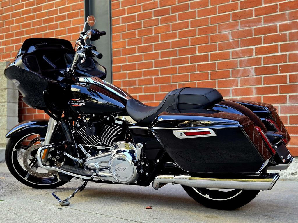 Road Glide®