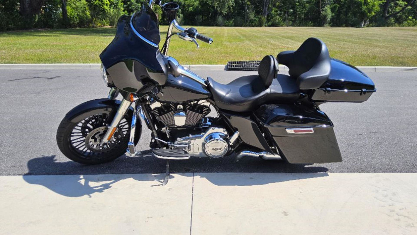 Street Glide®