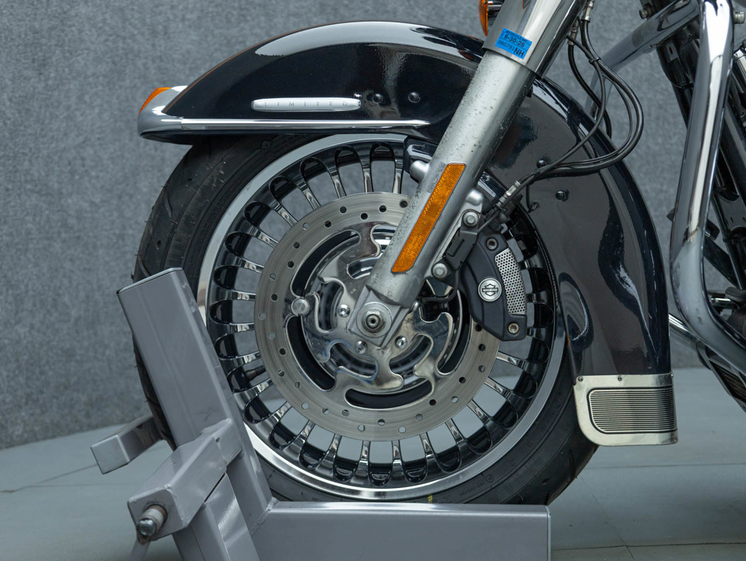 Electra Glide® Ultra® Limited 110th Anniversary