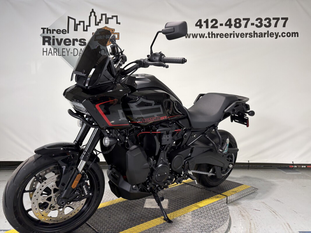Pan America® 1250 ST