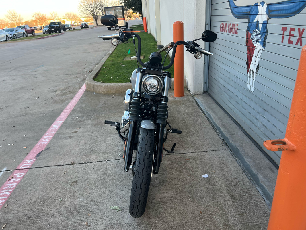 Street Bob®