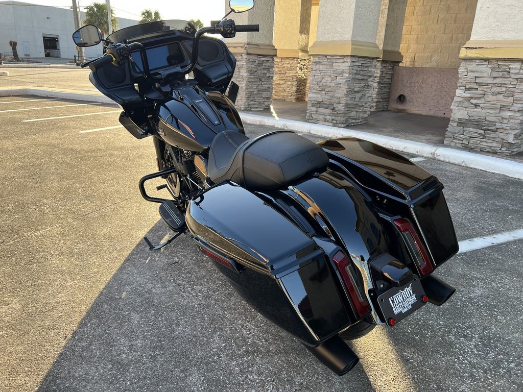 Road Glide®