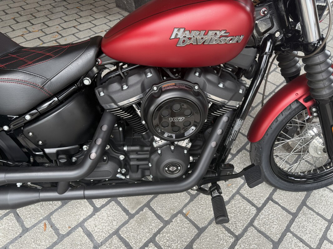 Softail® Street Bob®