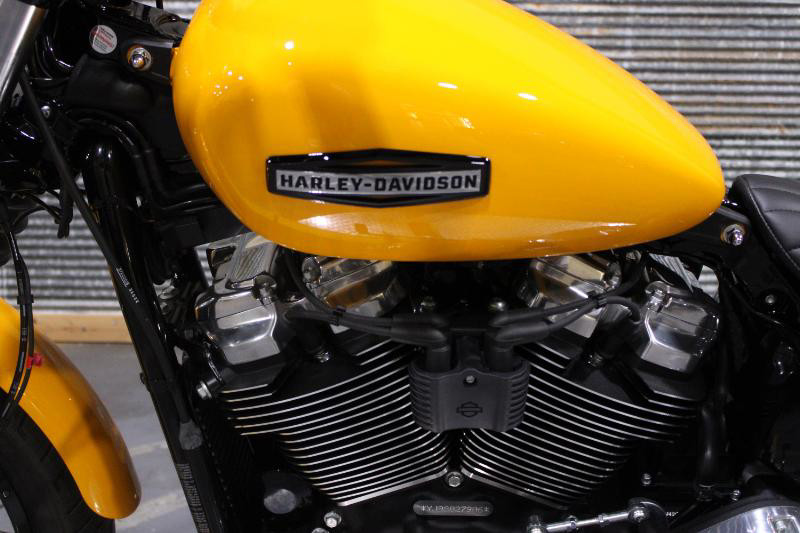 Street Bob®