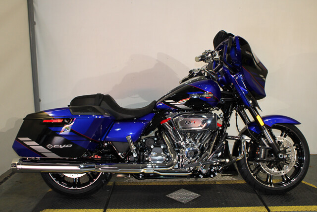 CVO® Street Glide®