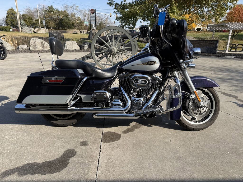 Street Glide®
