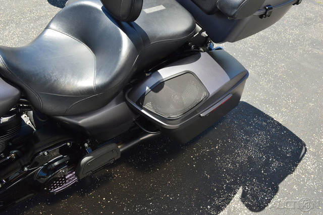 Street Glide® Special