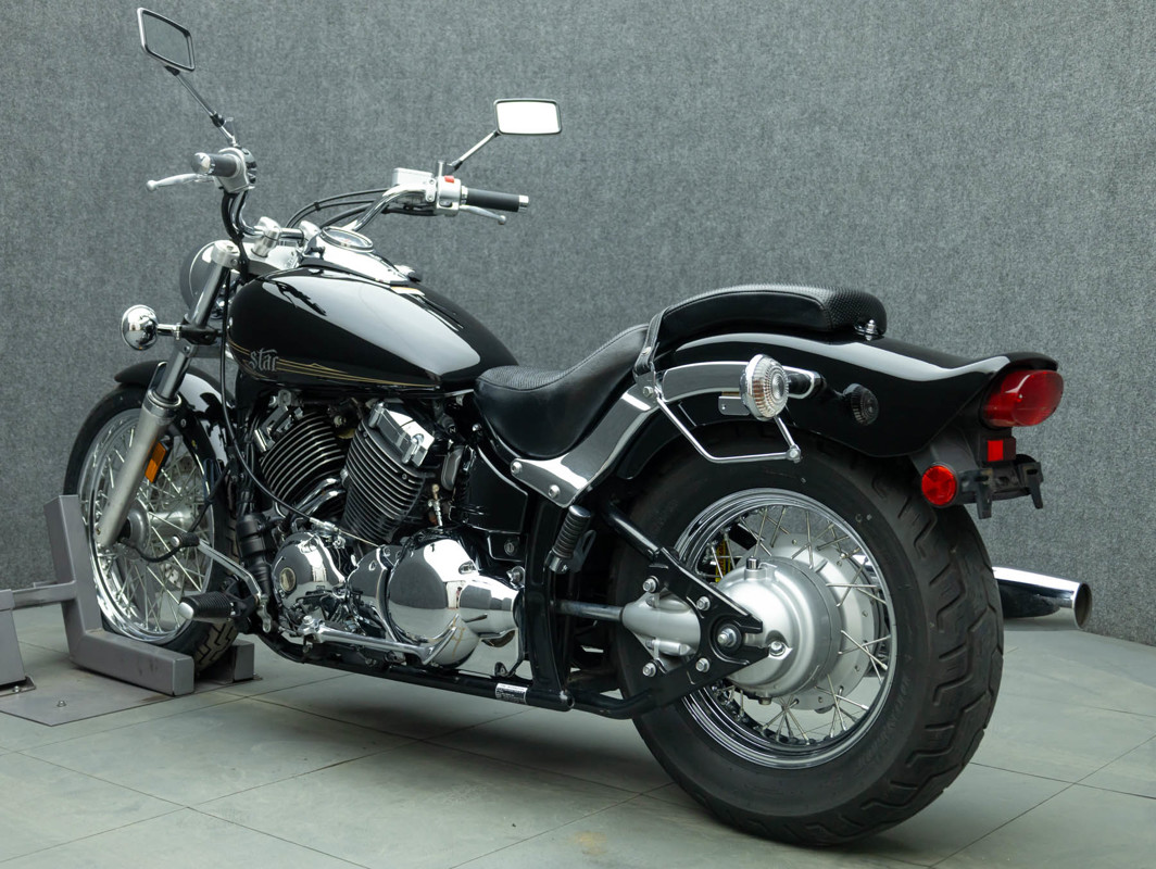 V-Star 650 Custom