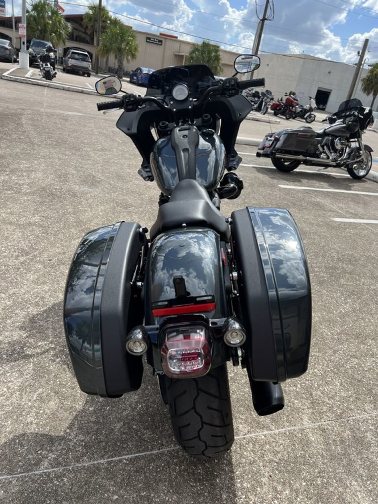 Low Rider® ST