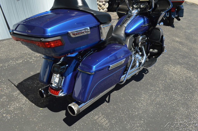 Road Glide® Ultra