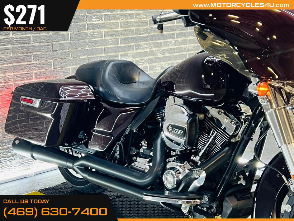 Street Glide®