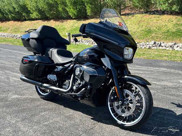 Street Glide® Limited