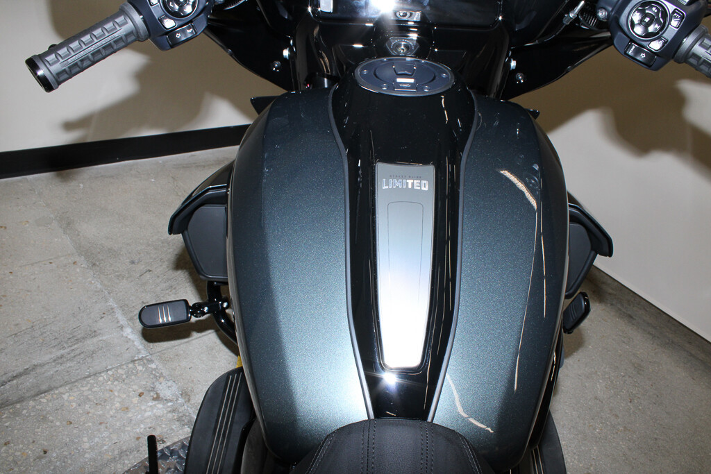 Street Glide® Limited