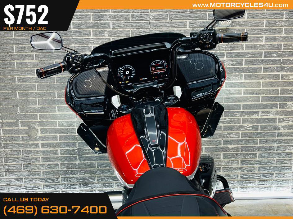CVO® Road Glide®