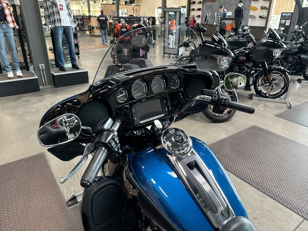 Electra Glide® Ultra® Limited 115th Anniversary