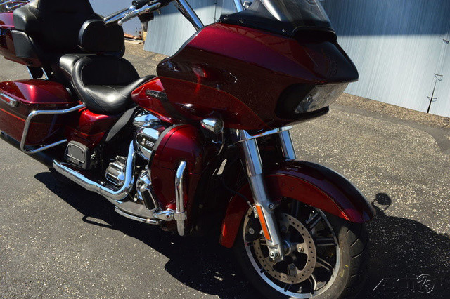 Road Glide® Ultra