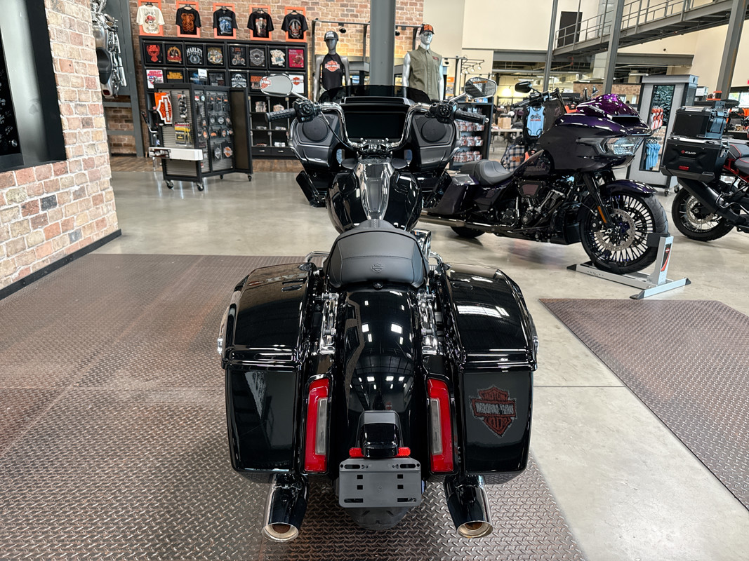 Road Glide®