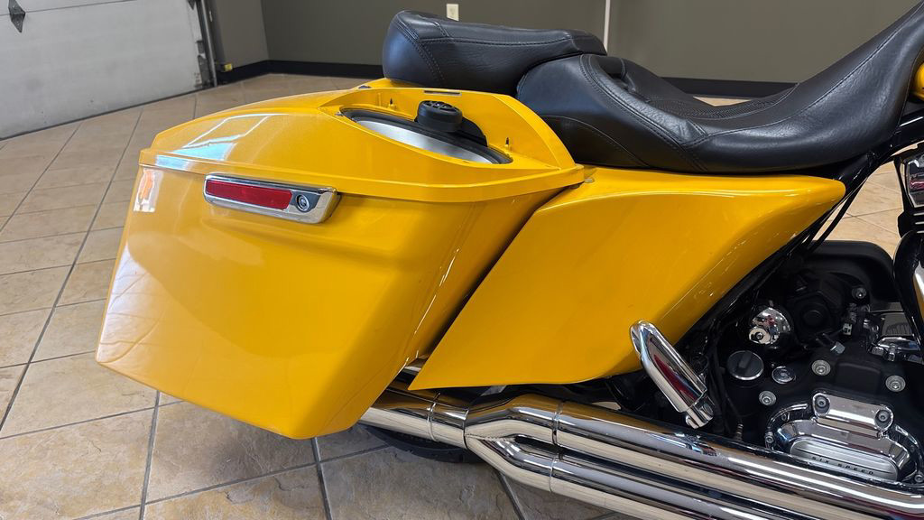 Road Glide® Custom