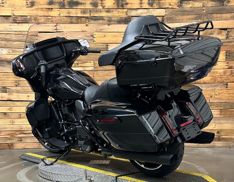 Street Glide® Ultra