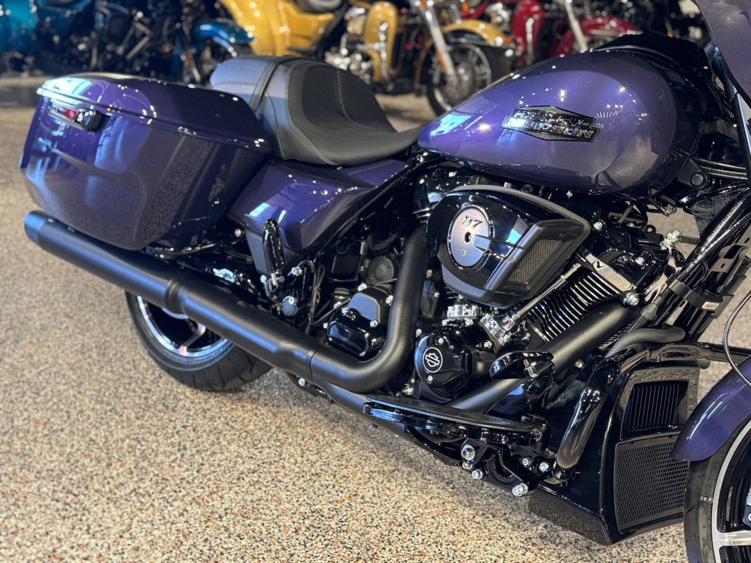 Street Glide®