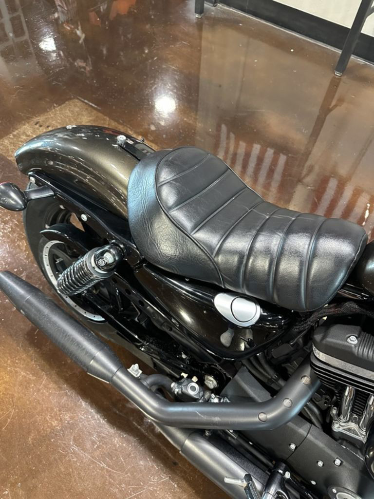 Iron 883®